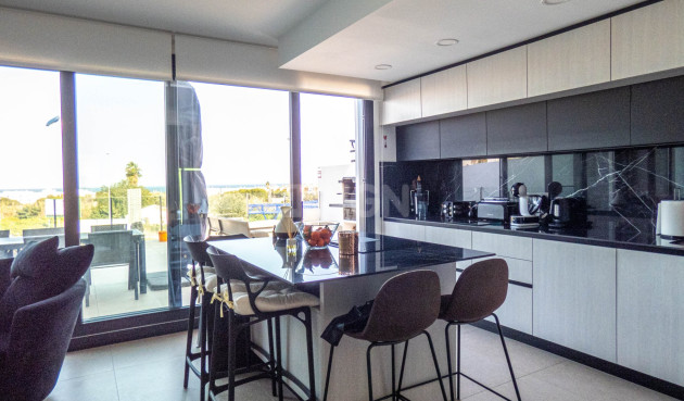 Odsprzedaż - Mieszkanie w bloku - Guardamar del Segura - Costa Blanca