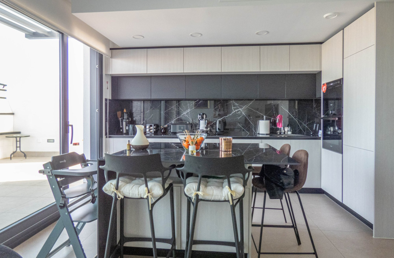 Odsprzedaż - Mieszkanie w bloku - Guardamar del Segura - Costa Blanca