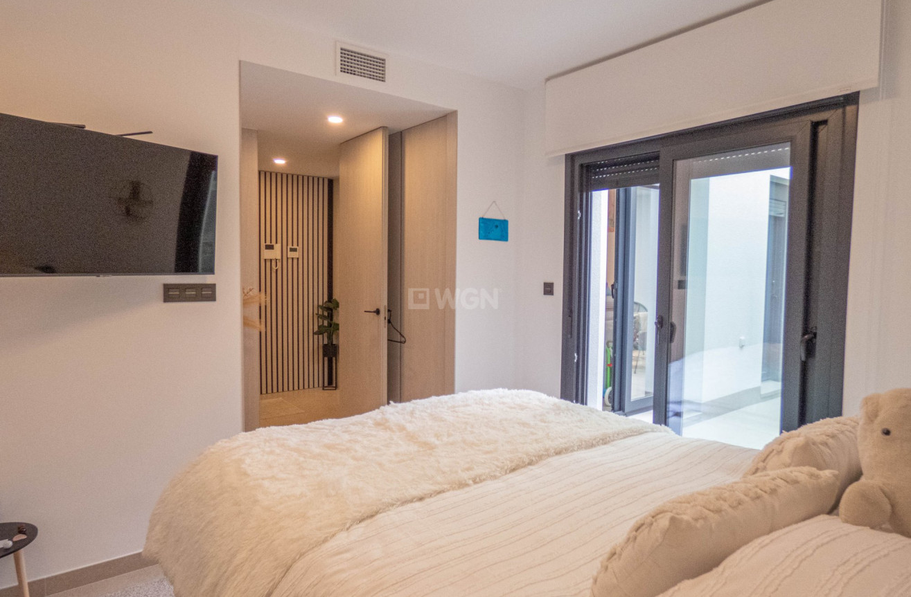 Odsprzedaż - Mieszkanie w bloku - Guardamar del Segura - Costa Blanca