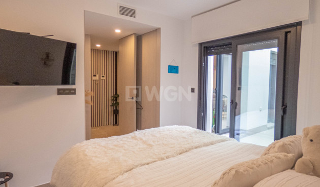 Odsprzedaż - Mieszkanie w bloku - Guardamar del Segura - Costa Blanca