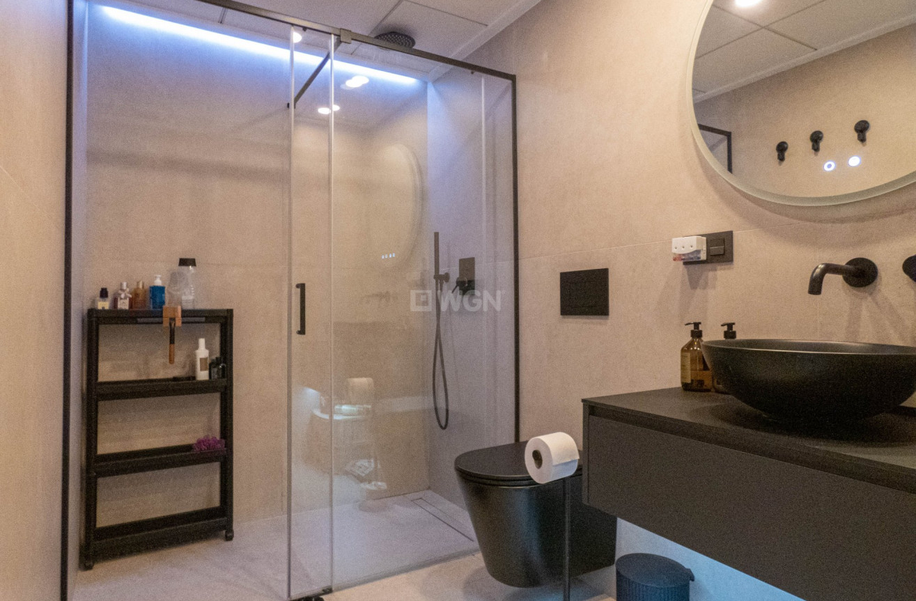 Odsprzedaż - Mieszkanie w bloku - Guardamar del Segura - Costa Blanca