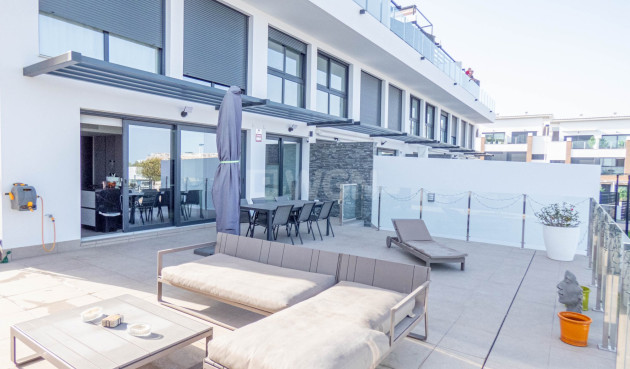 Odsprzedaż - Mieszkanie w bloku - Guardamar del Segura - Costa Blanca