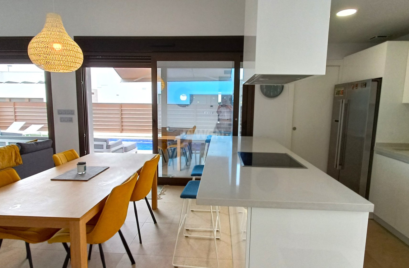 Odsprzedaż - Villa - Vistabella Golf Entre Naranjos - Inland