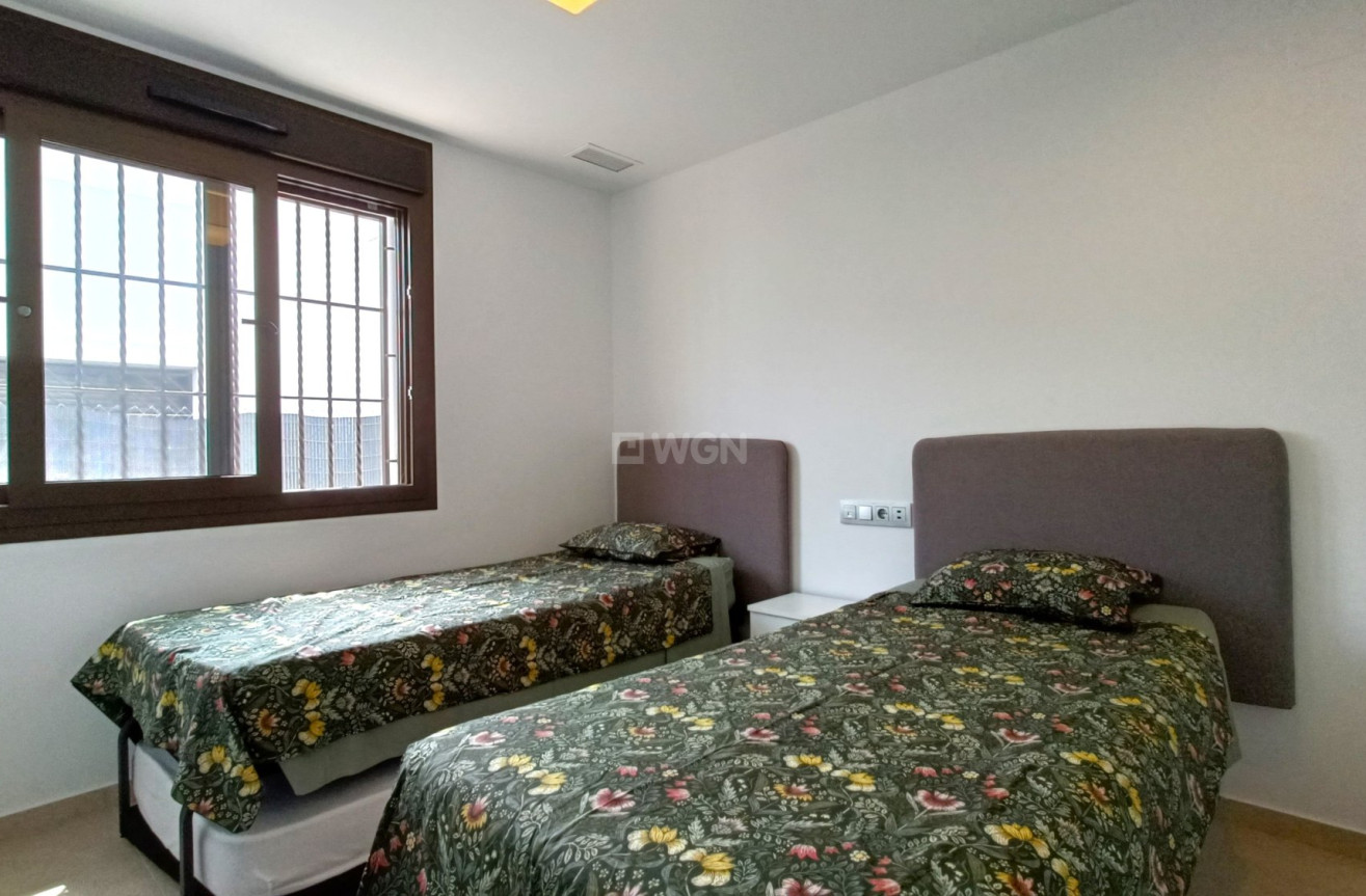 Odsprzedaż - Villa - Vistabella Golf Entre Naranjos - Inland