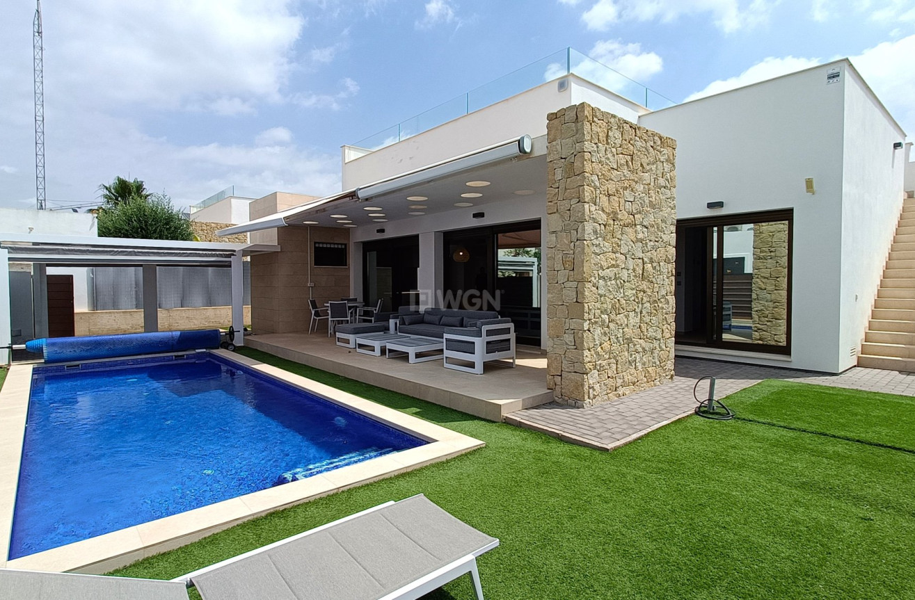 Odsprzedaż - Villa - Vistabella Golf Entre Naranjos - Inland