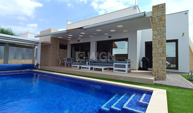 Odsprzedaż - Villa - Vistabella Golf Entre Naranjos - Inland