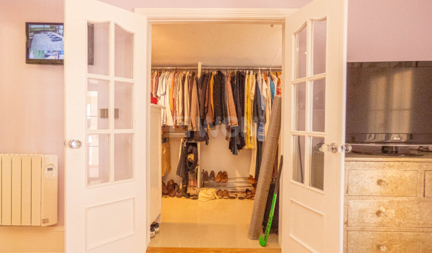 Odsprzedaż - Villa - Heredades - Costa Blanca