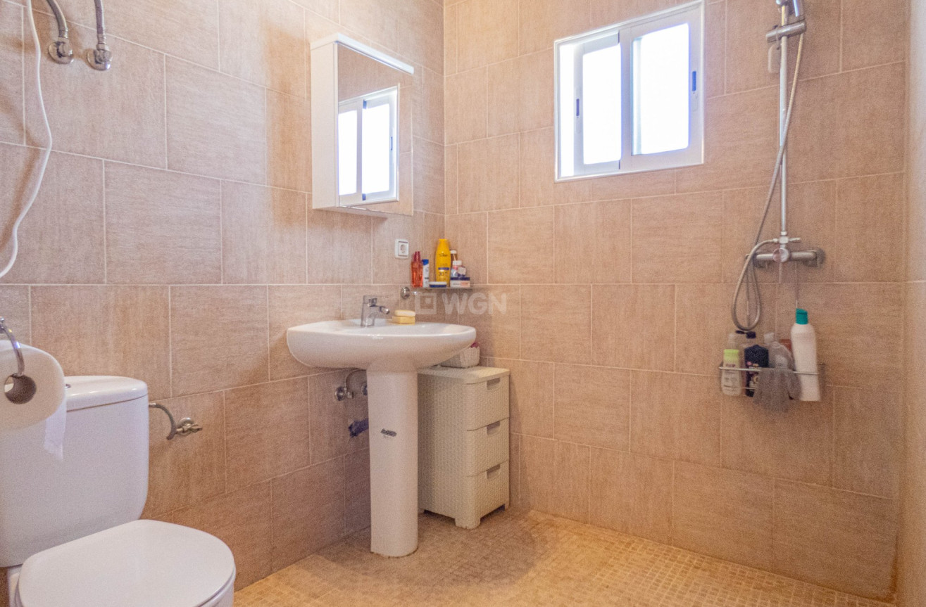 Odsprzedaż - Villa - Heredades - Costa Blanca