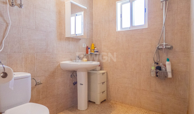 Odsprzedaż - Villa - Heredades - Costa Blanca