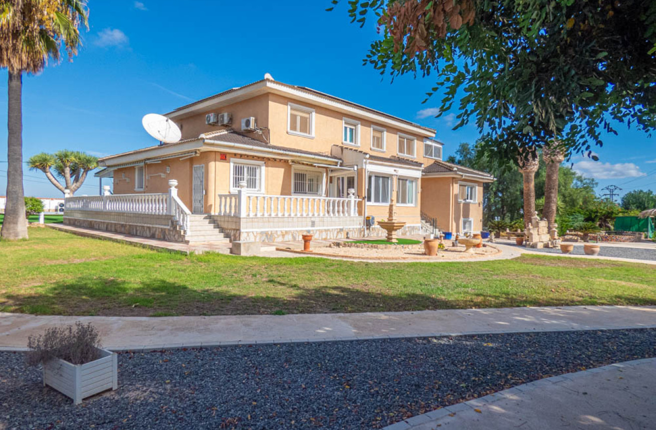 Odsprzedaż - Villa - San Miguel de Salinas - Inland