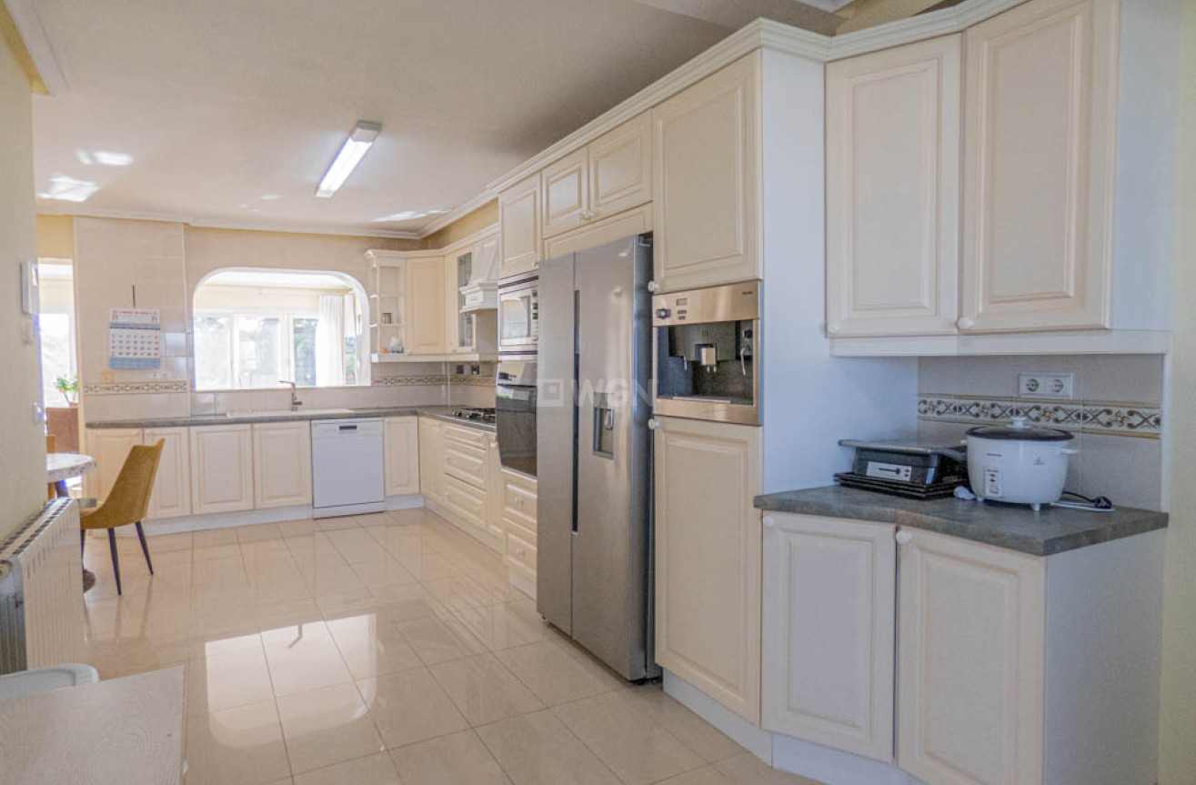 Odsprzedaż - Villa - San Miguel de Salinas - Inland