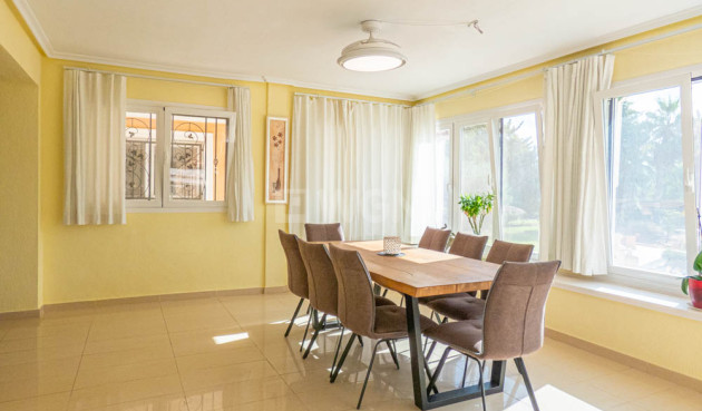 Odsprzedaż - Villa - San Miguel de Salinas - Inland