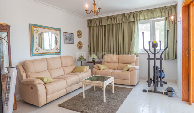 Odsprzedaż - Villa - San Miguel de Salinas - Inland