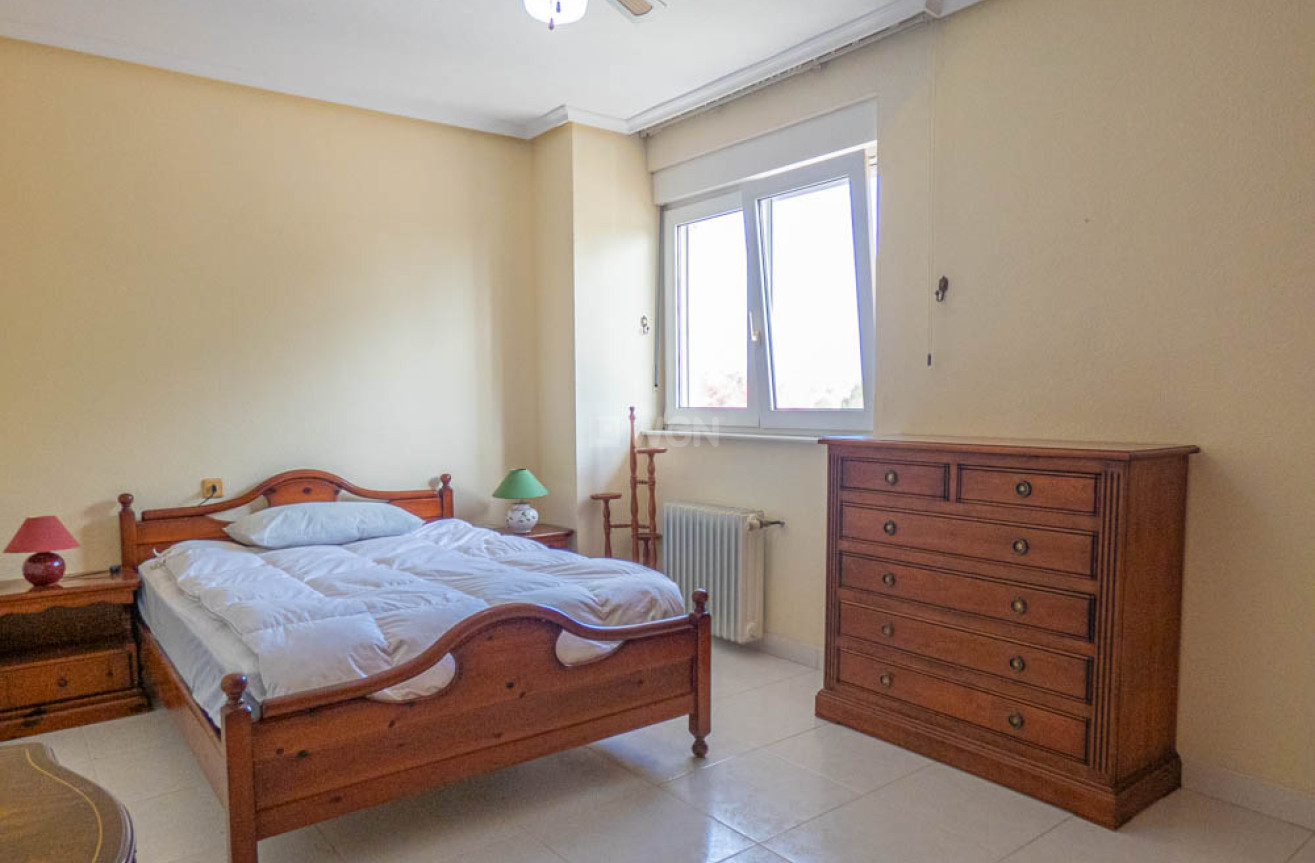 Odsprzedaż - Villa - San Miguel de Salinas - Inland