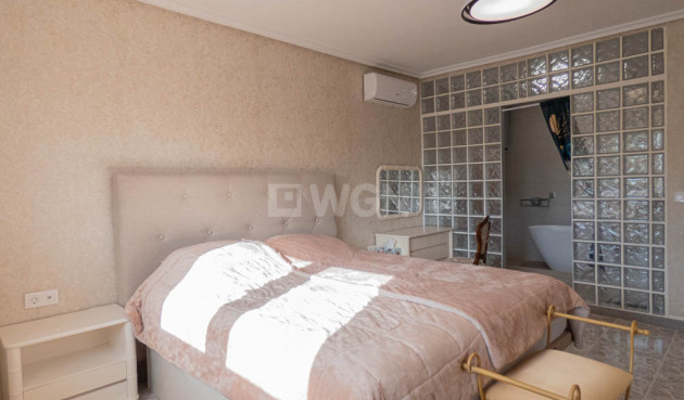 Odsprzedaż - Villa - San Miguel de Salinas - Inland