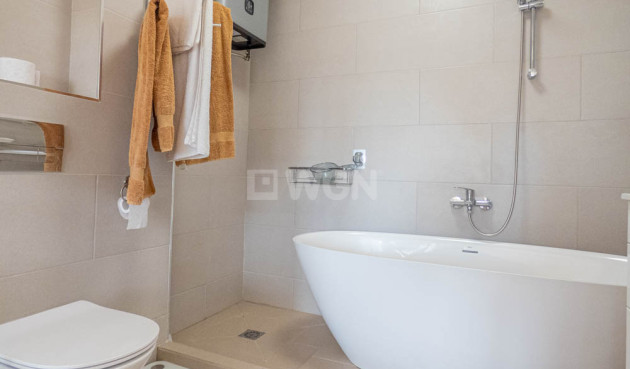 Odsprzedaż - Villa - San Miguel de Salinas - Inland