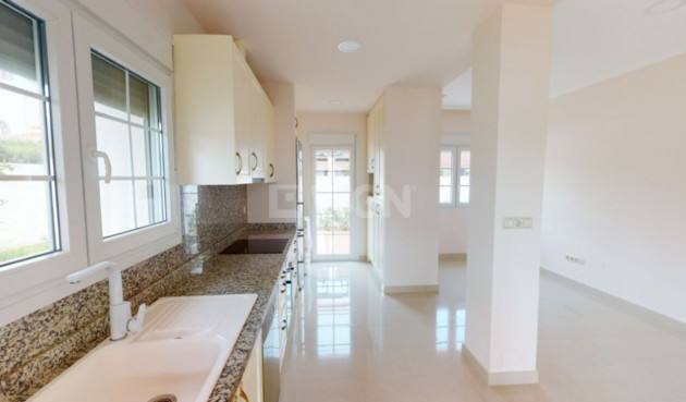 Resale - Villa - Cabo Roig - Costa Blanca