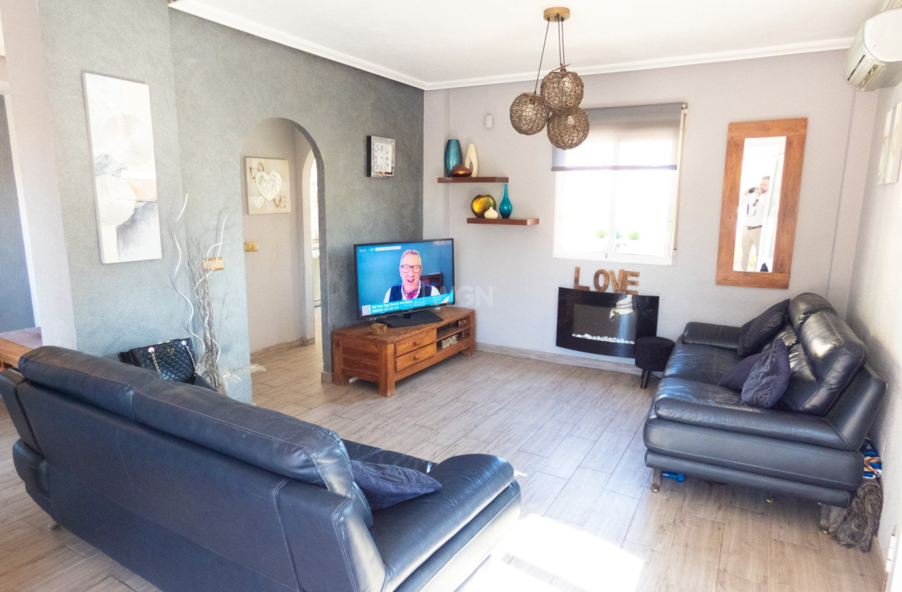 Odsprzedaż - Villa - Playa Flamenca - Costa Blanca