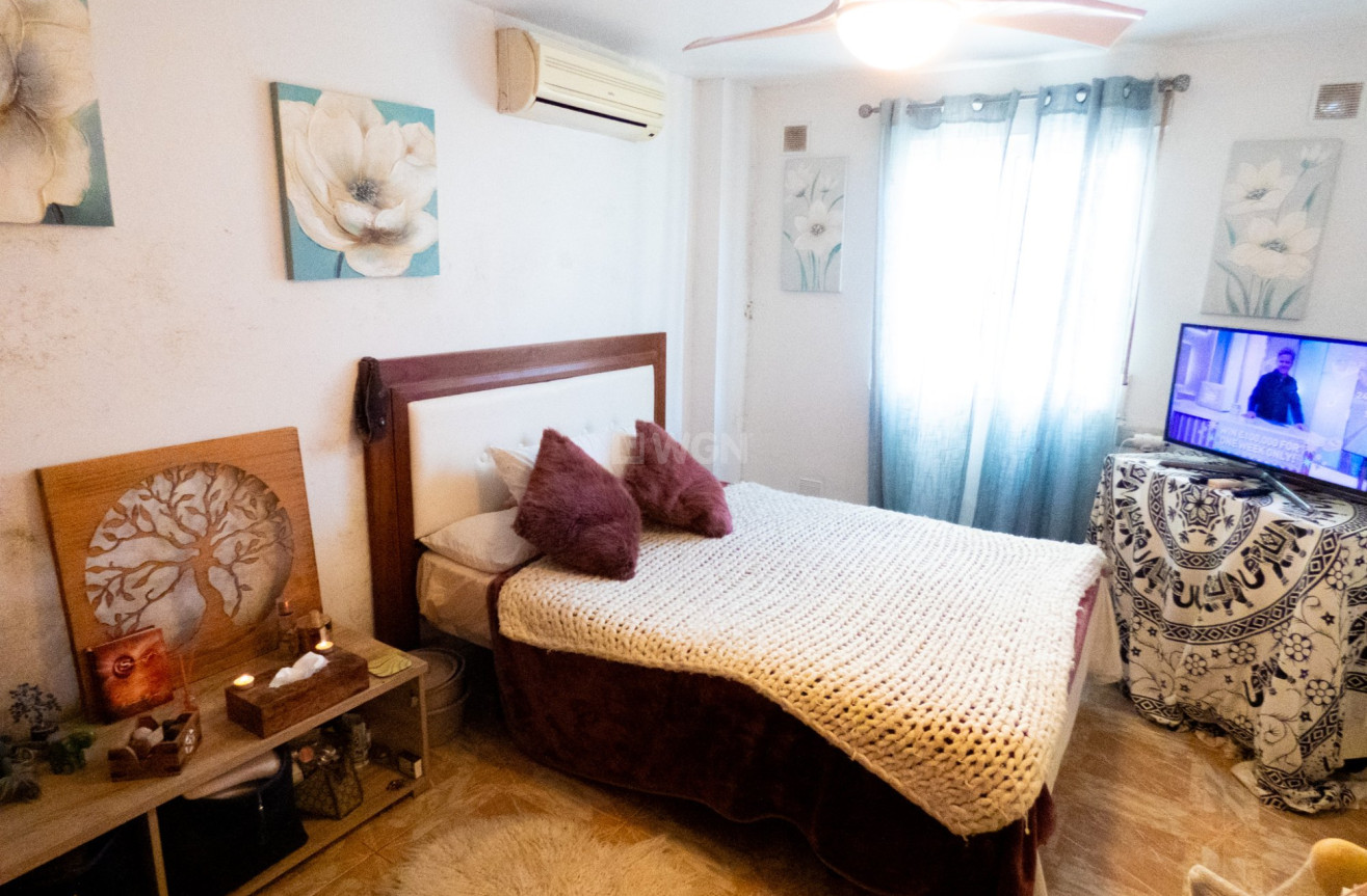 Odsprzedaż - Villa - Playa Flamenca - Costa Blanca