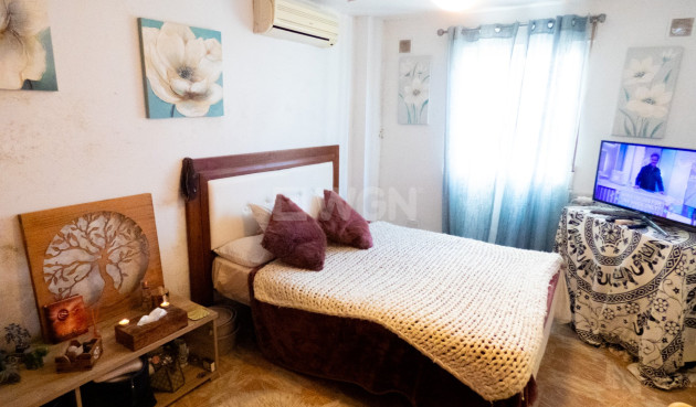 Odsprzedaż - Villa - Playa Flamenca - Costa Blanca