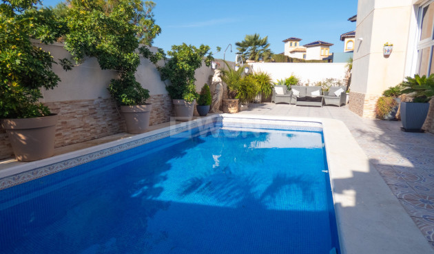 Odsprzedaż - Villa - Playa Flamenca - Costa Blanca