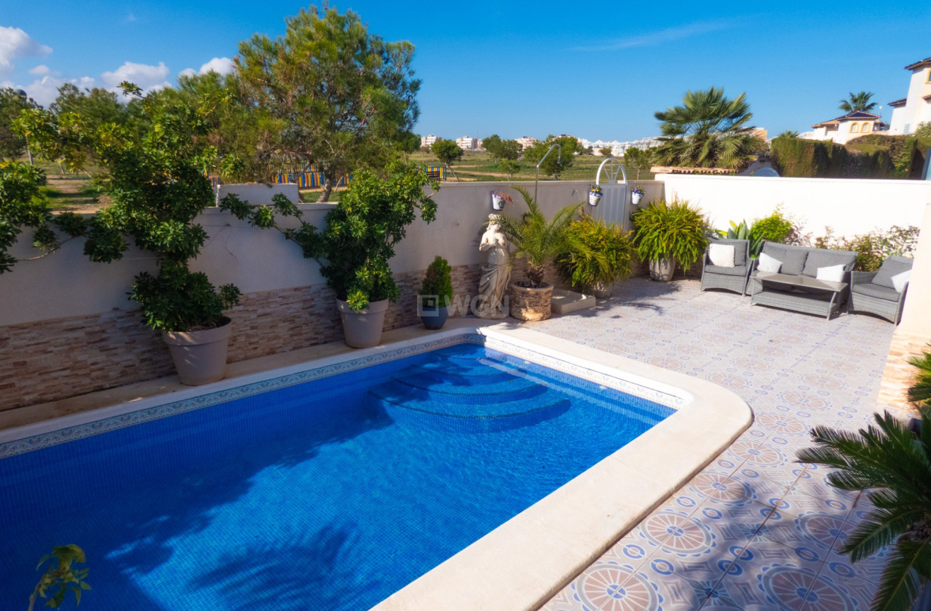 Odsprzedaż - Villa - Playa Flamenca - Costa Blanca