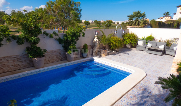 Odsprzedaż - Villa - Playa Flamenca - Costa Blanca