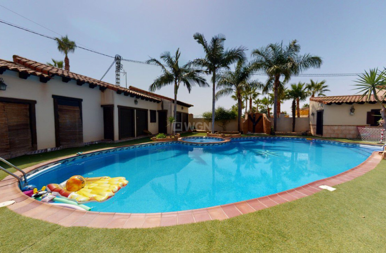 Resale - Villa - Catral - Costa Blanca