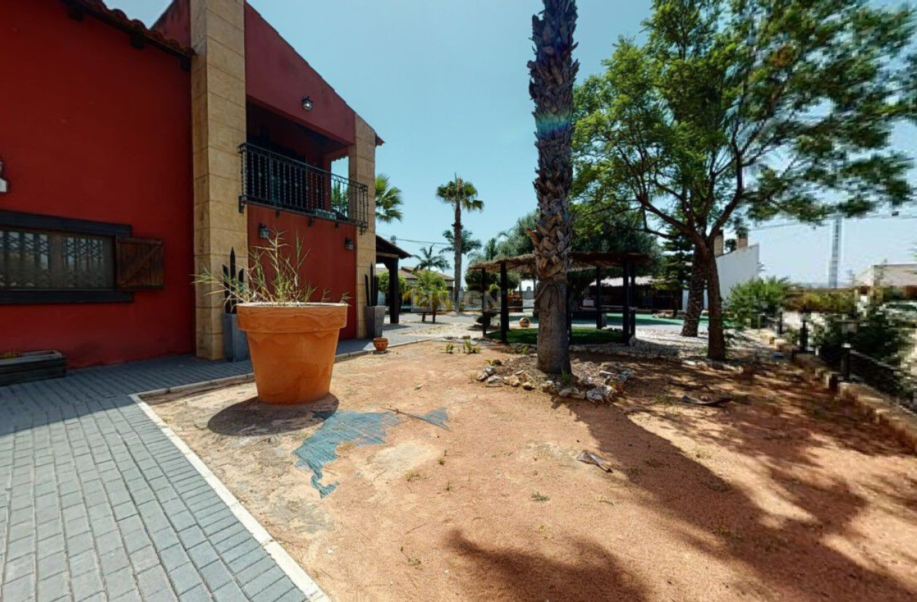 Resale - Villa - Catral - Costa Blanca