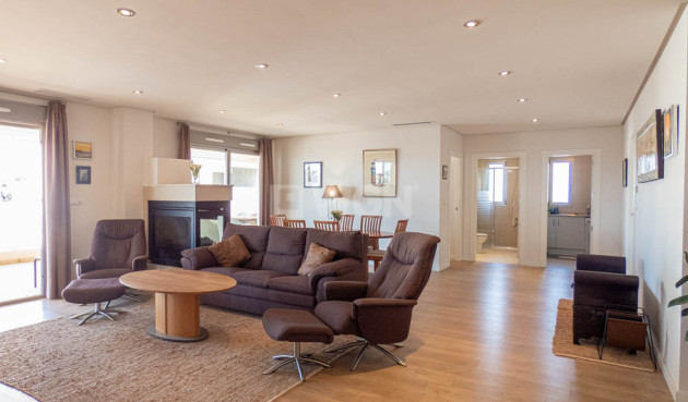 Odsprzedaż - Mieszkanie w bloku - Los Dolses - Inland