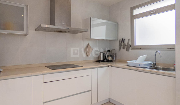 Odsprzedaż - Mieszkanie w bloku - Los Dolses - Inland