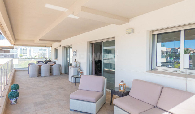 Odsprzedaż - Mieszkanie w bloku - Los Dolses - Inland