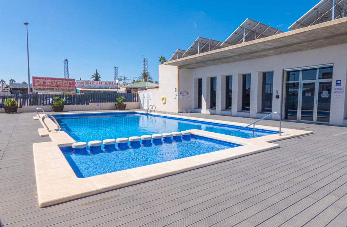 Odsprzedaż - Mieszkanie w bloku - Los Dolses - Inland