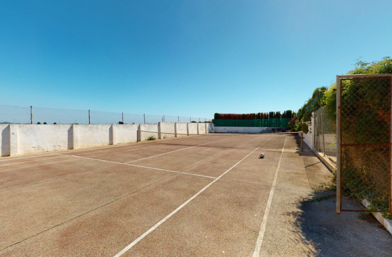 Odsprzedaż - Villa - Los Belones - Inland