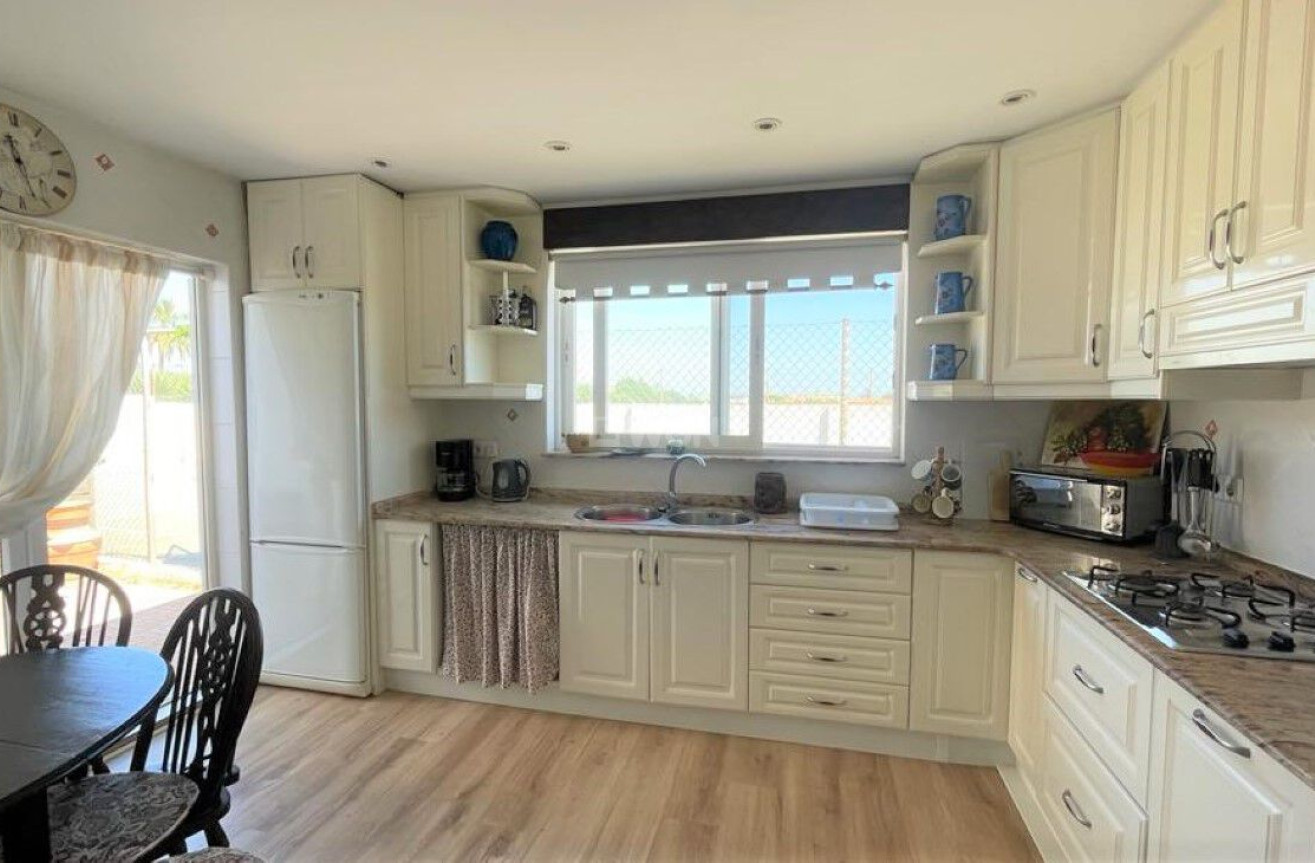 Odsprzedaż - Villa - Los Belones - Inland