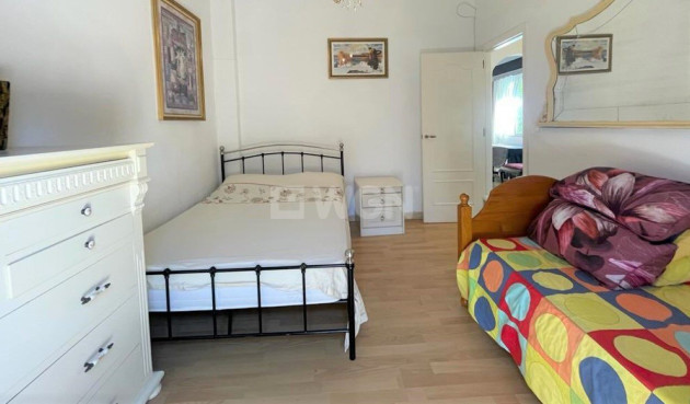 Odsprzedaż - Villa - Los Belones - Inland