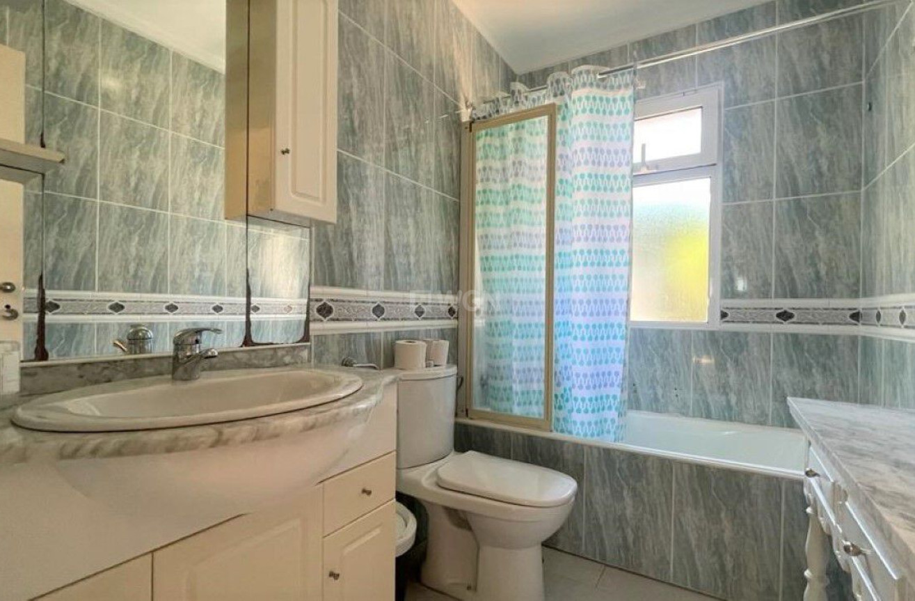 Odsprzedaż - Villa - Los Belones - Inland