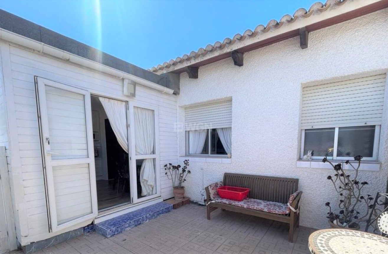 Odsprzedaż - Villa - Los Belones - Inland