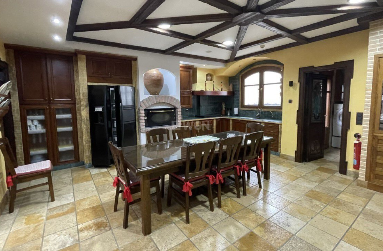 Odsprzedaż - Kamienica - Torrevieja - Costa Blanca