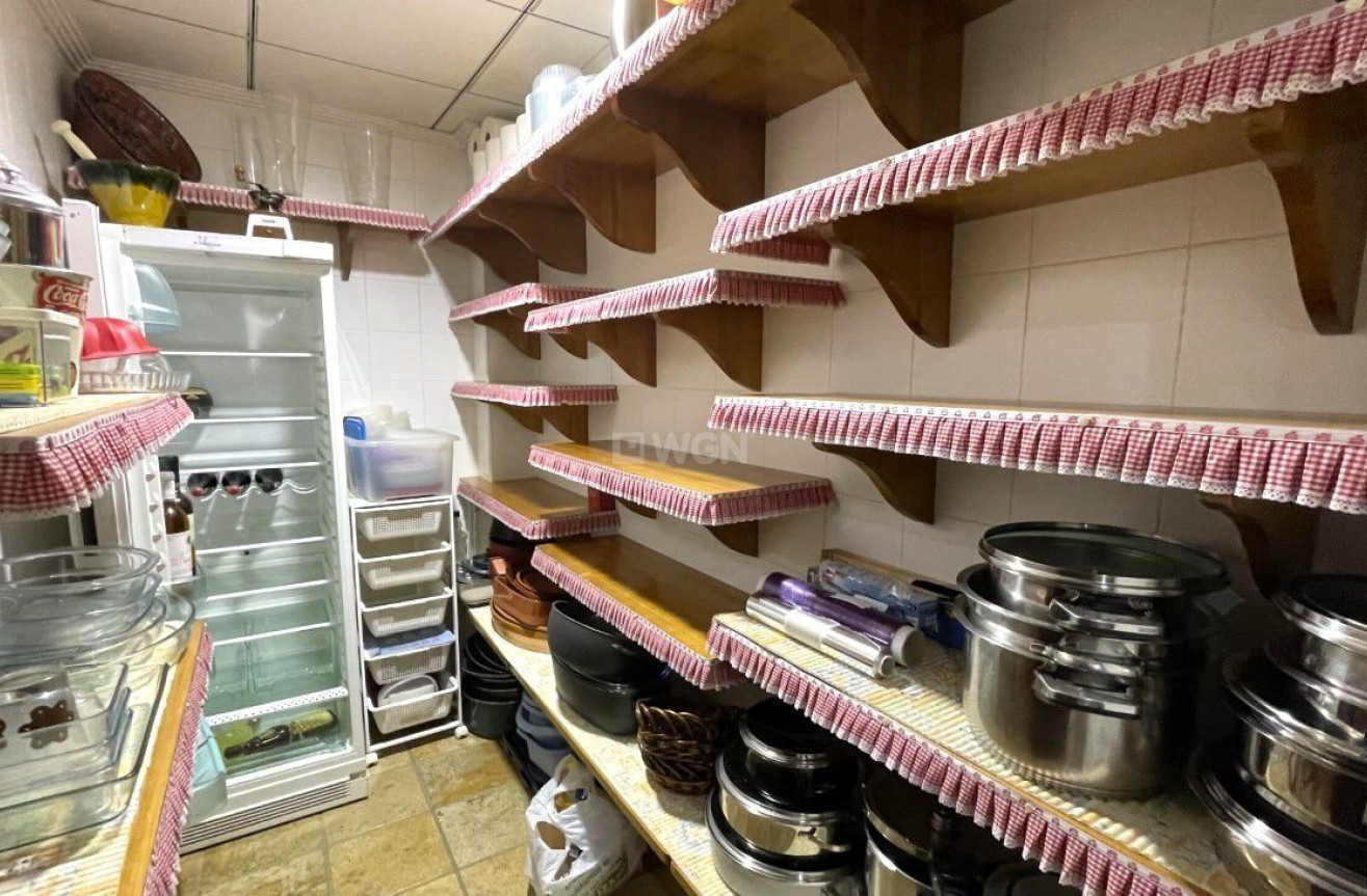 Odsprzedaż - Kamienica - Torrevieja - Costa Blanca