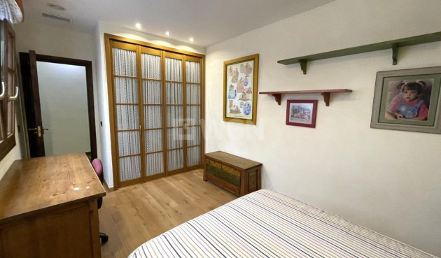 Odsprzedaż - Kamienica - Torrevieja - Costa Blanca