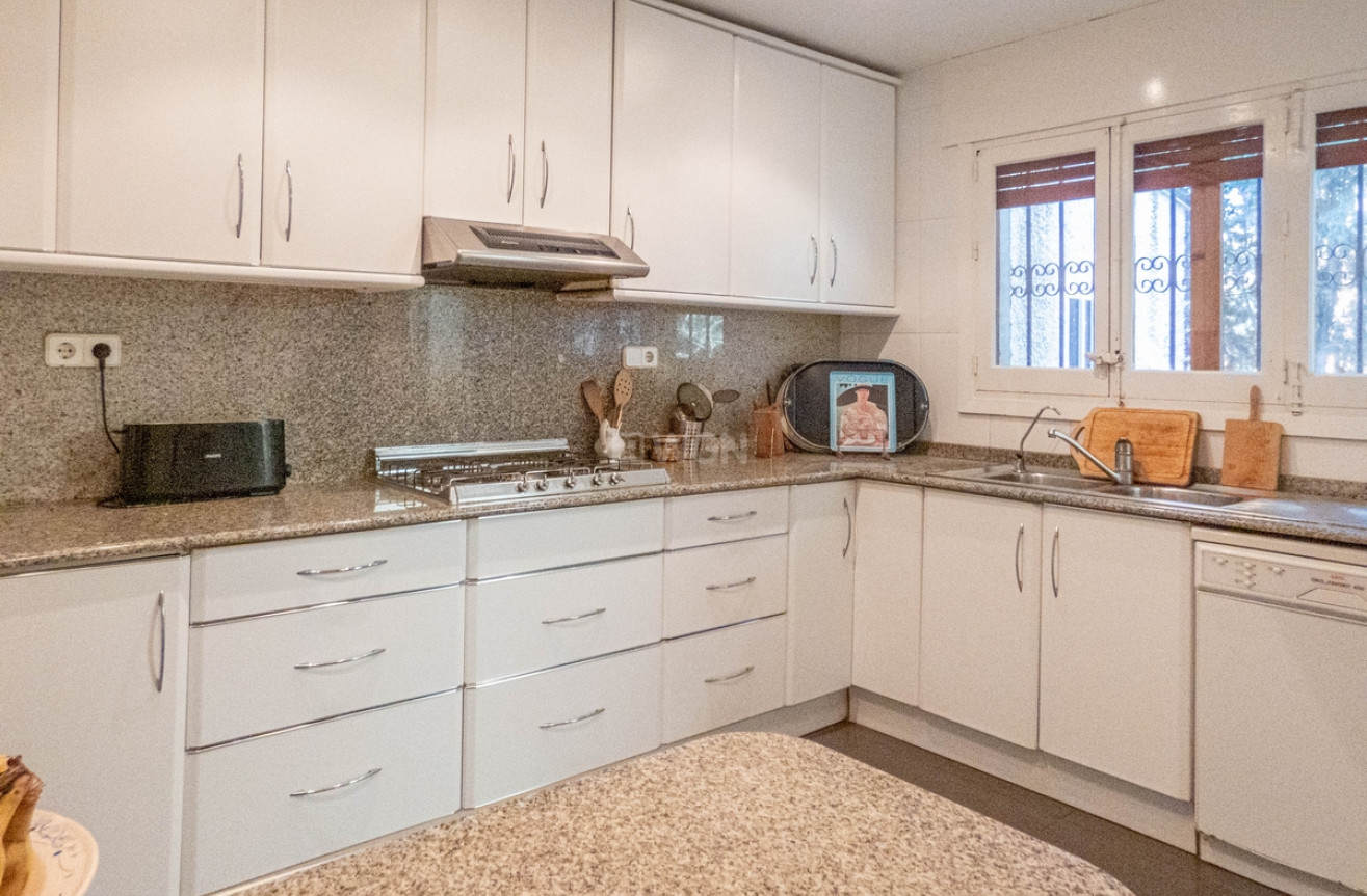 Odsprzedaż - Villa - Dehesa de Campoamor - Costa Blanca