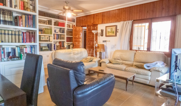 Odsprzedaż - Villa - Dehesa de Campoamor - Costa Blanca