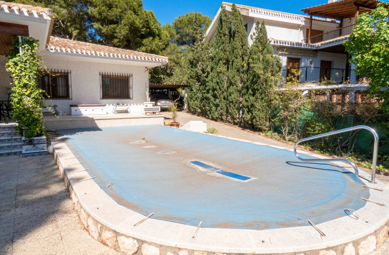 Odsprzedaż - Villa - Dehesa de Campoamor - Costa Blanca