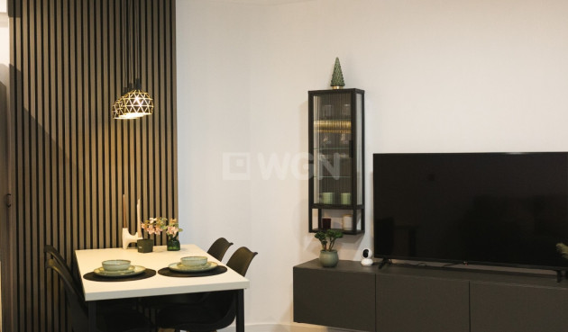 Odsprzedaż - Mieszkanie w bloku - Torrevieja - Costa Blanca