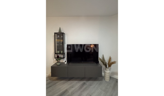 Odsprzedaż - Mieszkanie w bloku - Torrevieja - Costa Blanca