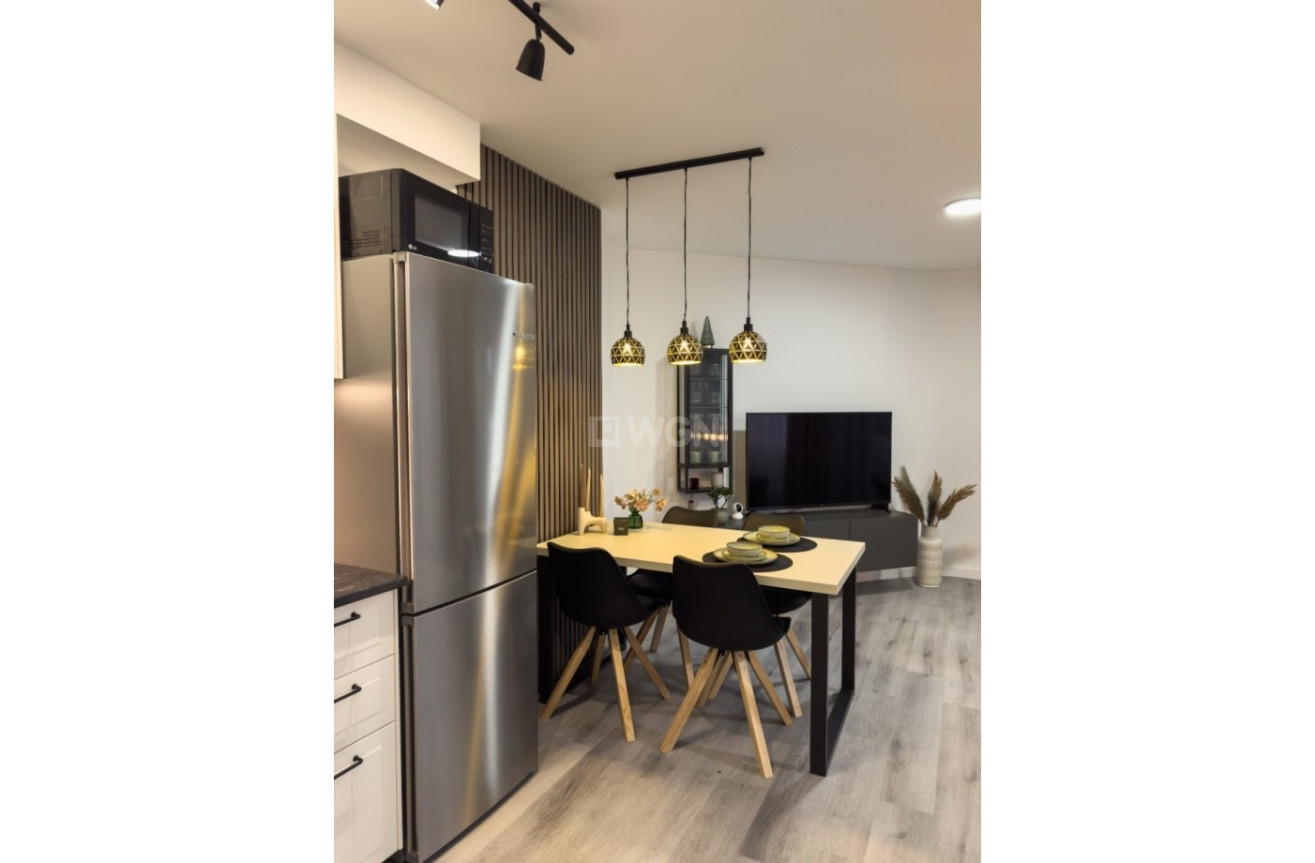 Odsprzedaż - Mieszkanie w bloku - Torrevieja - Costa Blanca