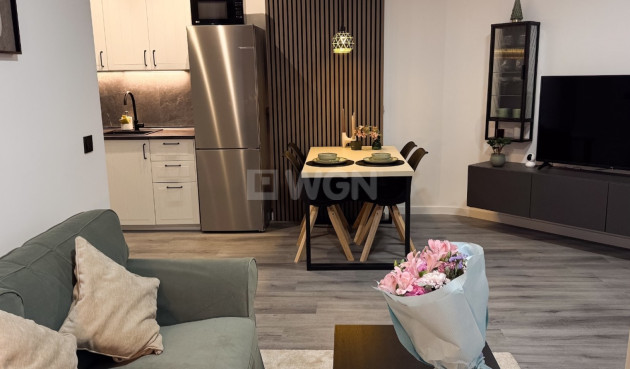 Odsprzedaż - Mieszkanie w bloku - Torrevieja - Costa Blanca