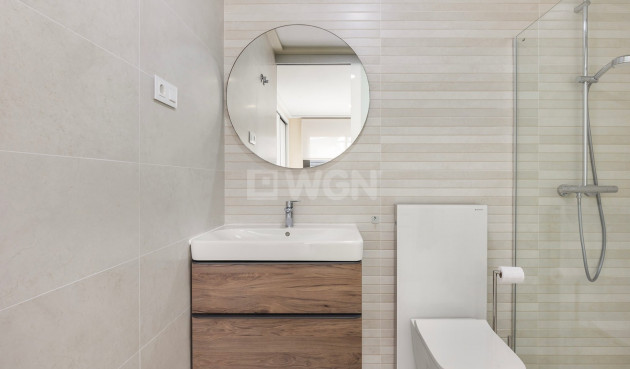 Odsprzedaż - Mieszkanie w bloku - Torrevieja - Costa Blanca