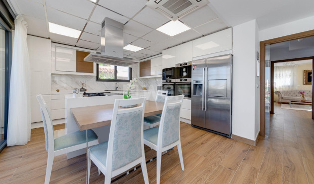 Odsprzedaż - Villa - Torrevieja - Costa Blanca